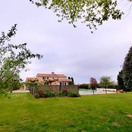 Dousserenca Guest house